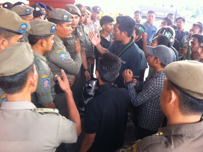 Sampaikan Aspirasi Terkait Kejahatan HAM di Tiongkok, HMI Cabang Tembilahan Datangi Gedung DPRD